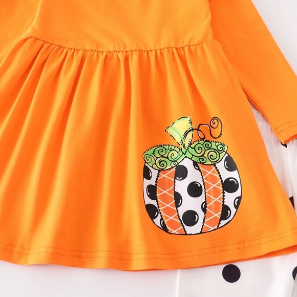 Poppy Pumpkin - Picture 3 of 3